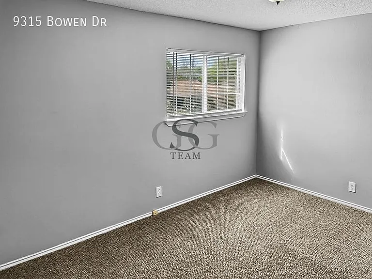 9315 Bowen Dr — Photo 28