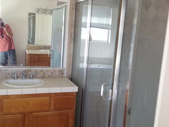 4th image of 24432 Eucalyptus Ave #End
