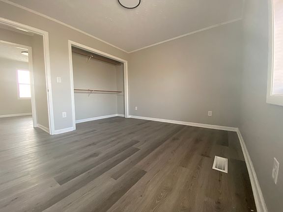 5th image of 213 Tara Dr