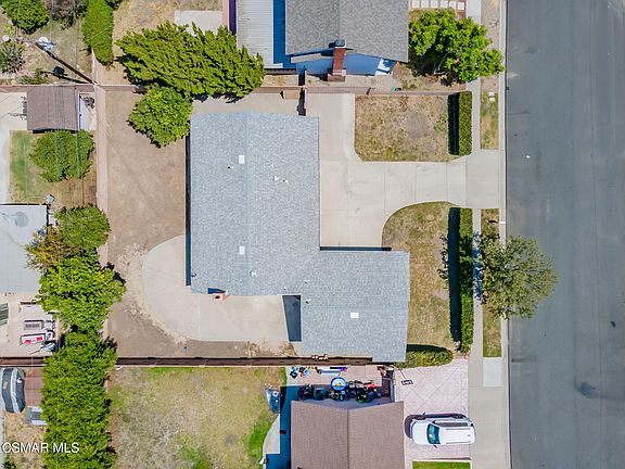 3rd image of 1421 Lowery St