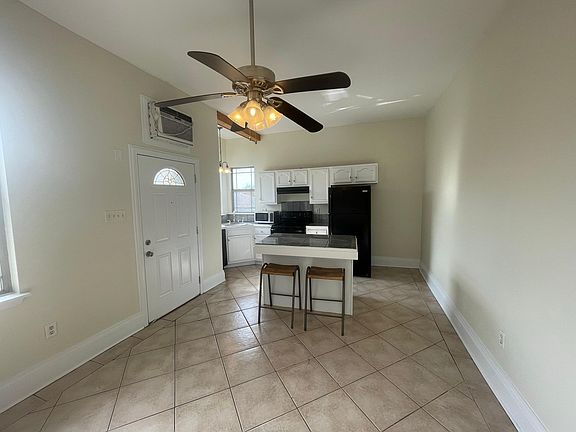 5th image of 1215 Annette St #B