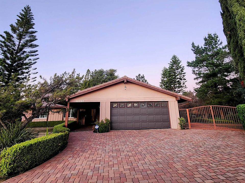 1st image of 12782 Jardin Rd