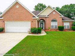 532 Quail Run Dr, Warner Robins, GA 31088