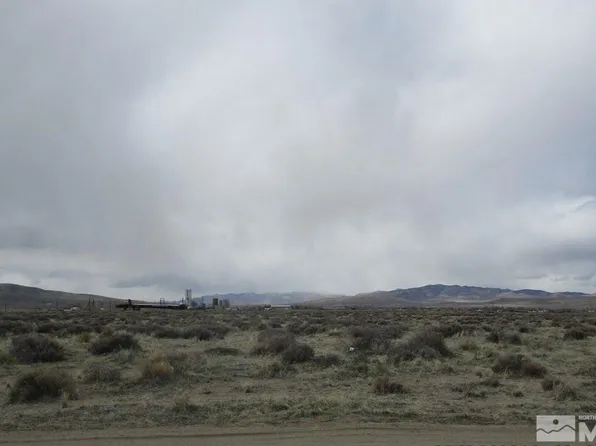 3280 Lemon St, Silver Springs, NV 89429