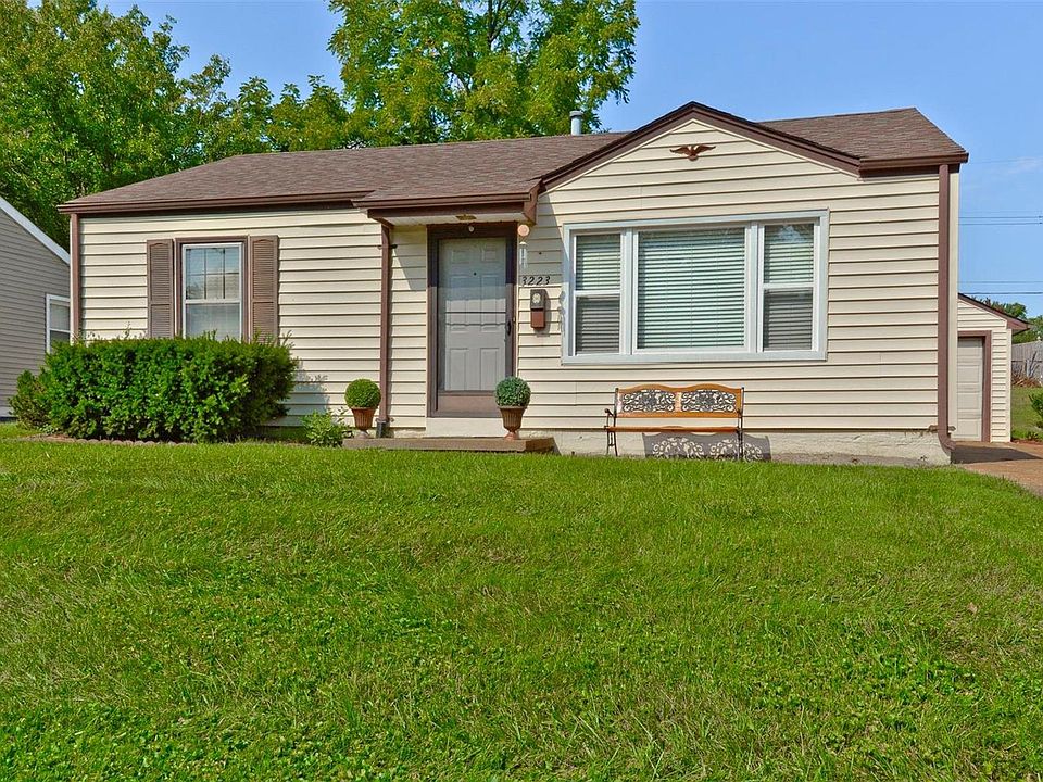 1st image of 3223 Saint Joachim Ln