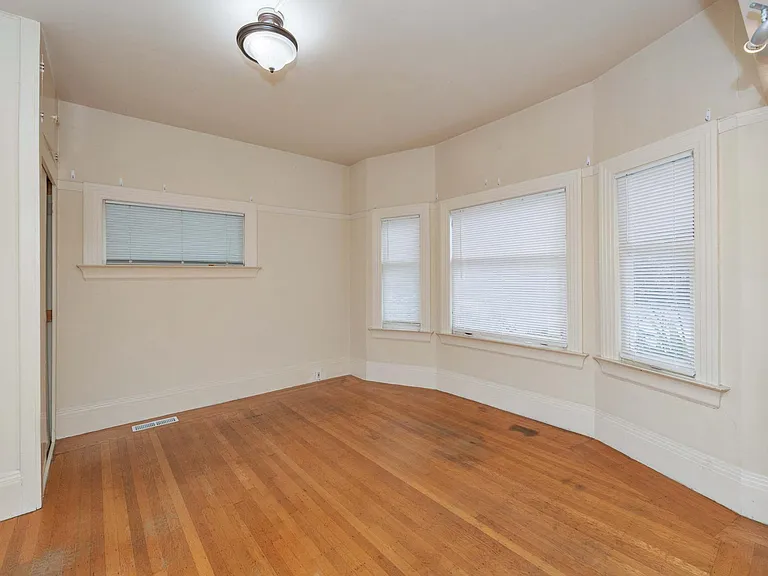 1913B Berkeley Way — Photo 26
