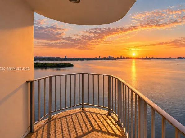 11930 N Bayshore Dr APT 1405, North Miami, FL 33181