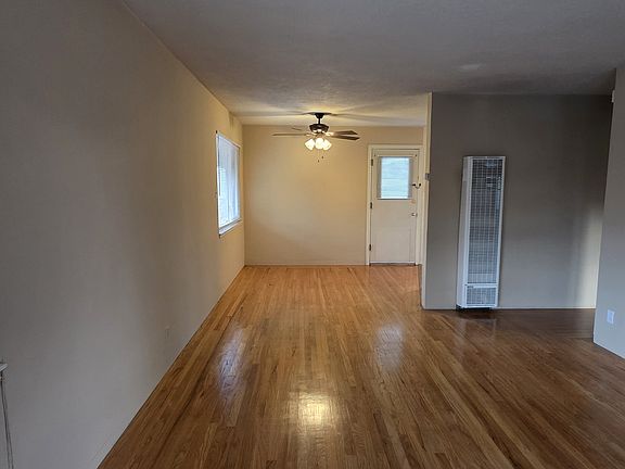 5th image of 200 Chadbourne Ave #204