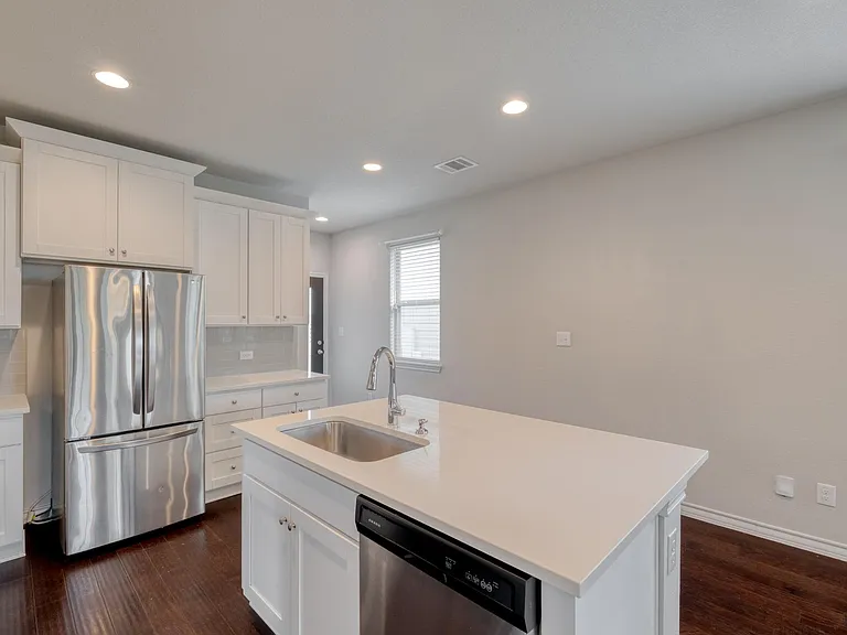 224 Eves Necklace Dr — Photo 8