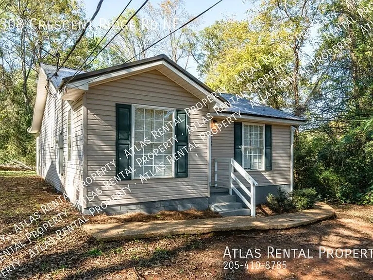 1308 Crescent Ridge Rd NE — Photo 2