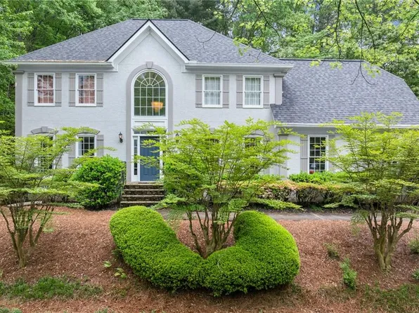 4433 Windsor Oaks Cir, Marietta, GA 30066