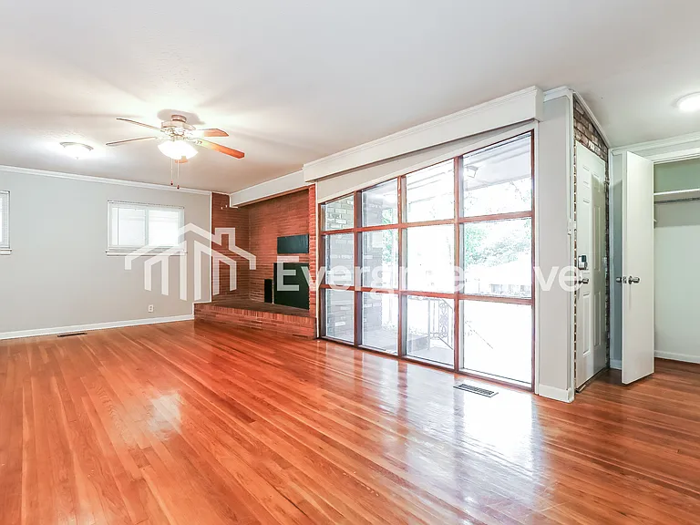 22 Glenmere Dr — Photo 6