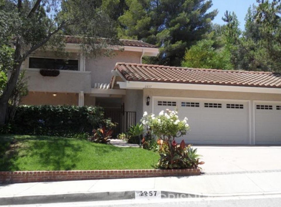 1st image of 2857 Nicada Dr