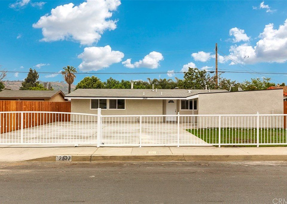 1st image of 2527 Leebe Ave