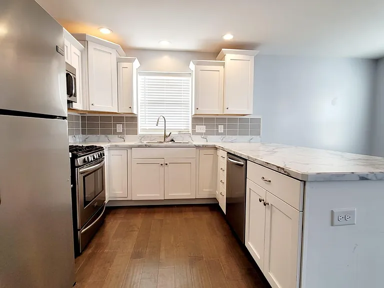 1533 Tall Grass Prairie Dr — Photo 6