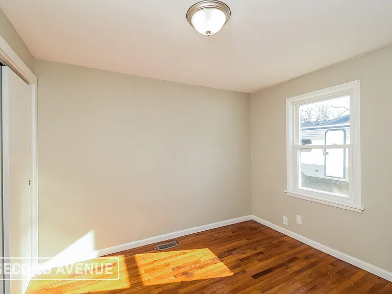 3645 N Sadlier Dr — Photo 15