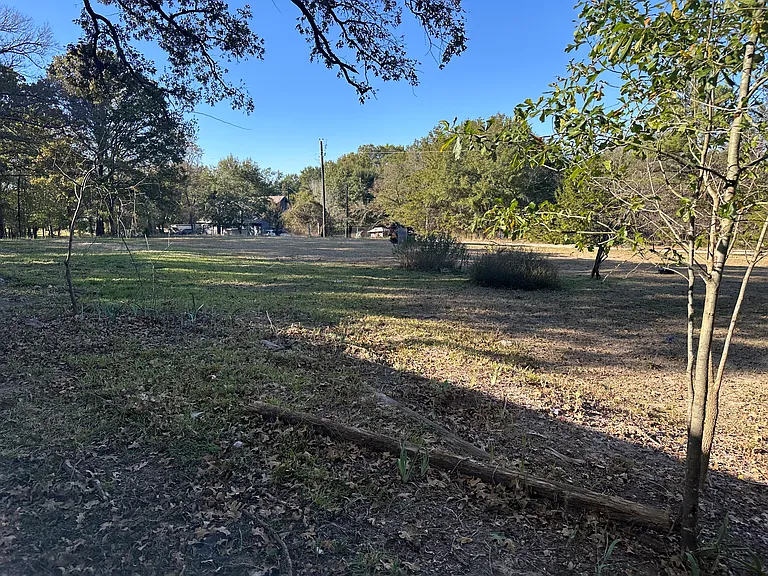 2752 Private Road 2410 — Photo 18