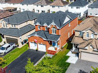 64 Lake Cres, Barrie, ON L4N 6A6