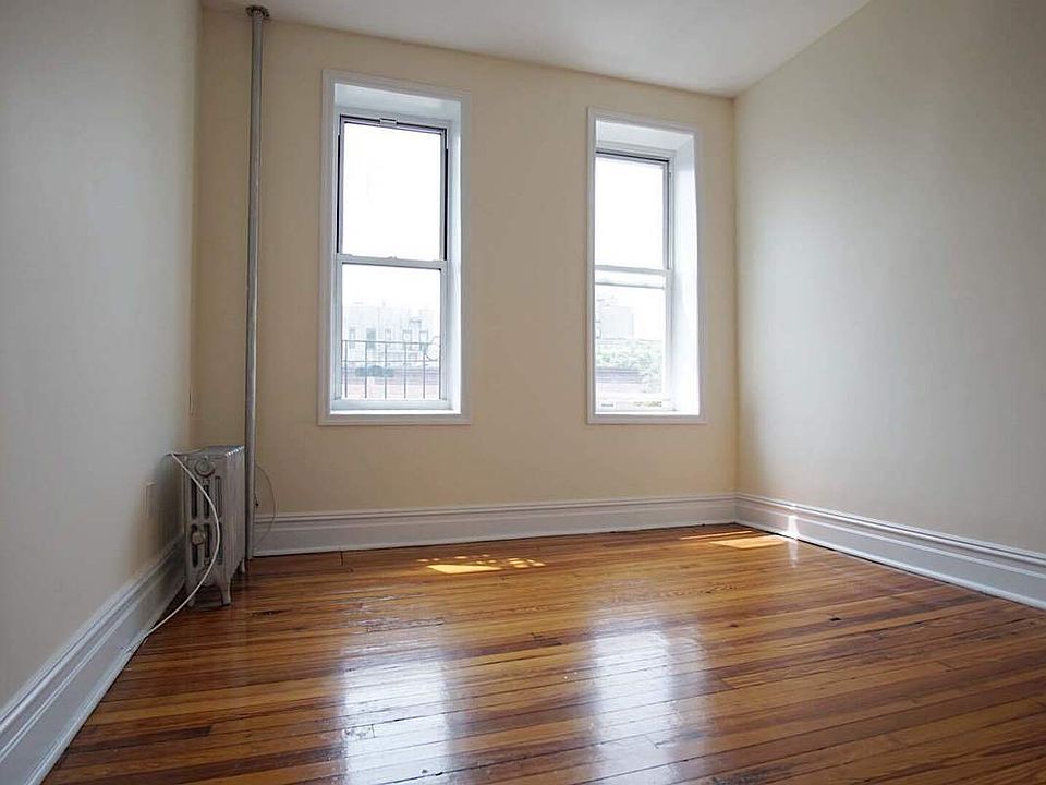 1st image of 707 Dekalb Ave #1