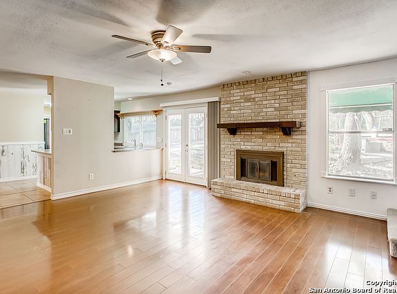 3rd image of 15323 Pebble Height St