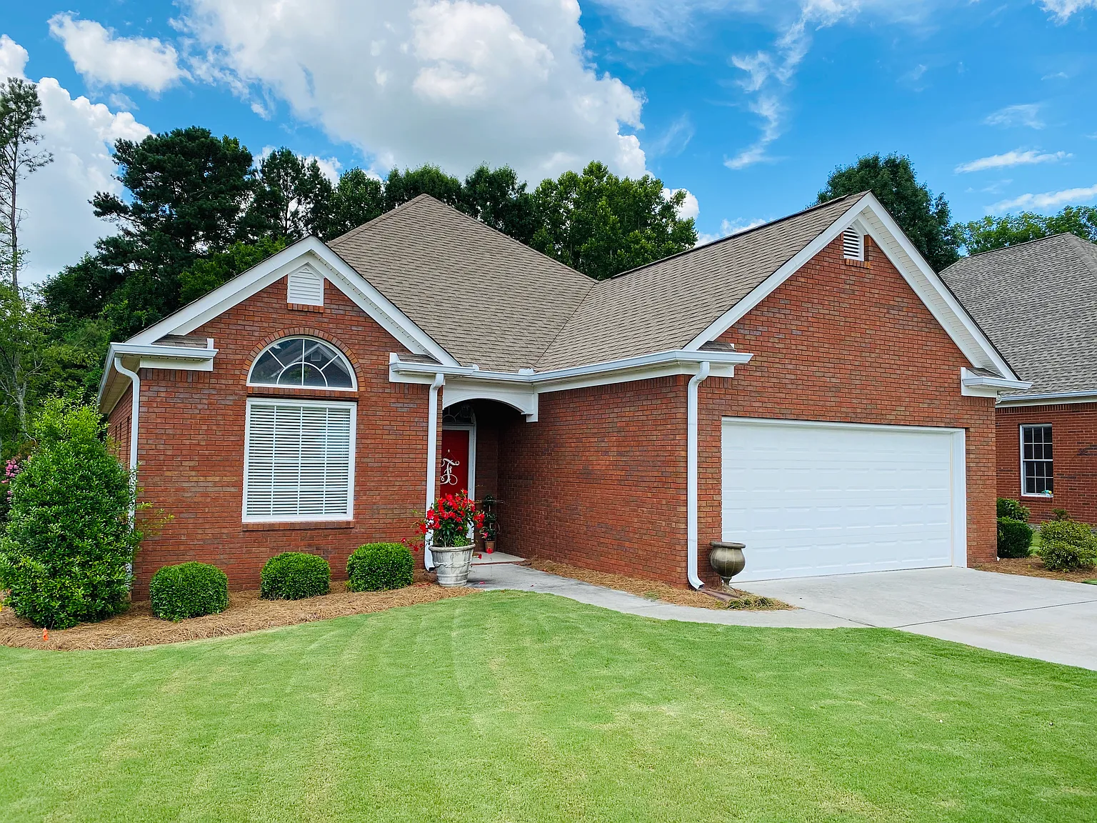 113 Bristol Pl photo 1