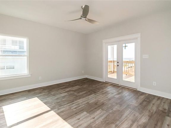 3rd image of 2410 Bienville Blvd