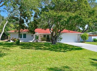 2709 Belvoir Blvd, Sarasota, FL 34237