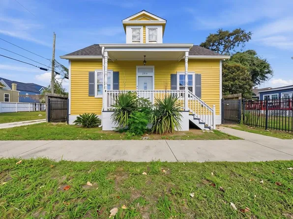 2914 Avenue L, Galveston, TX 77550