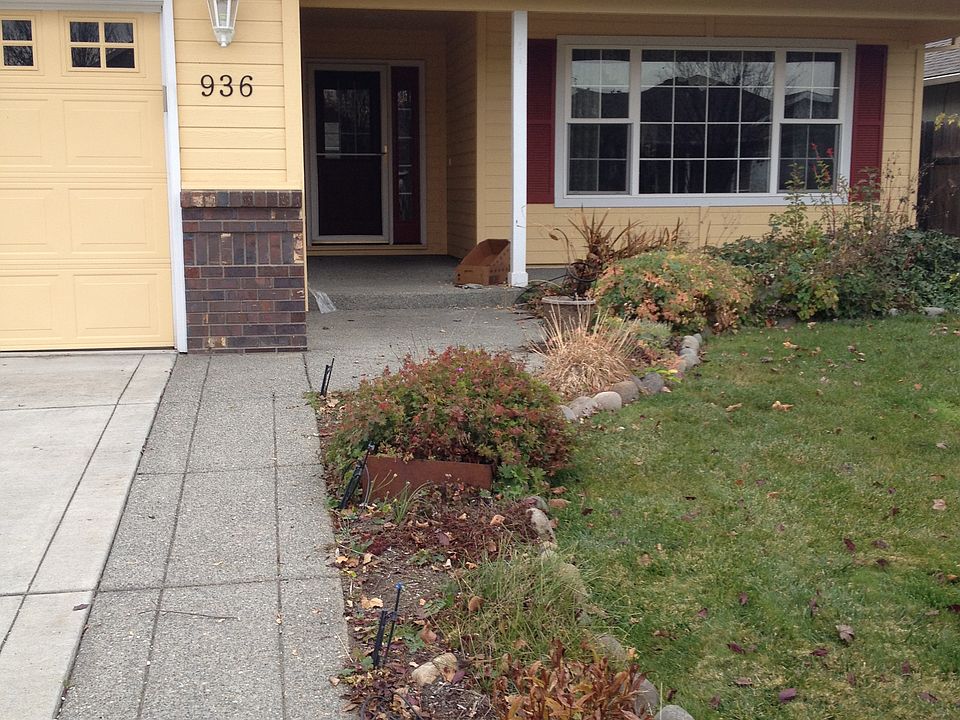 1st image of 936 Highbury Dr