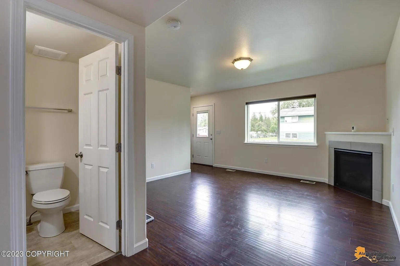 2 bed, 1.5 bath, 1000 sqft, $1,650 — Photo 4