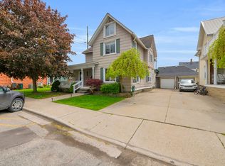 121 Washington St APT 1, Marine City, MI 48039