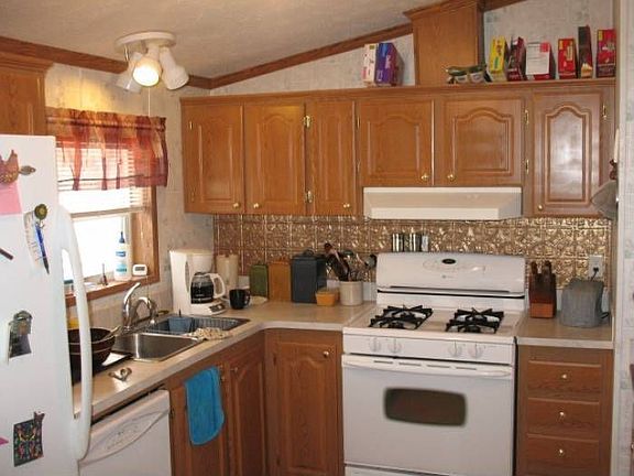 Full Service Kitchen