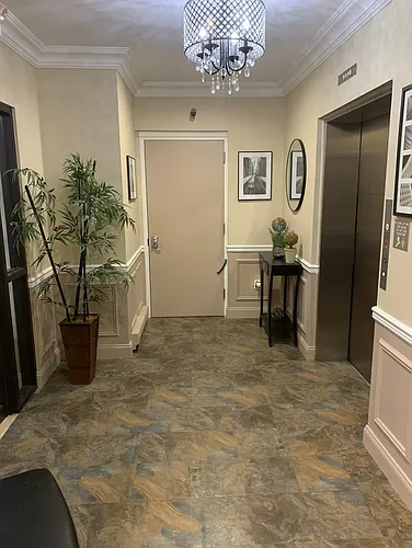 571-573 56th St #303 Photo 1