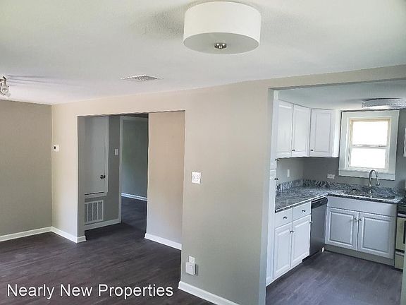 5th image of 535 Helen St