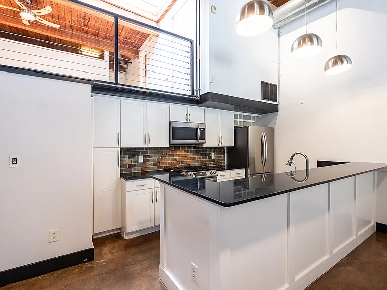 644 Wells St SW #7 — Photo 10