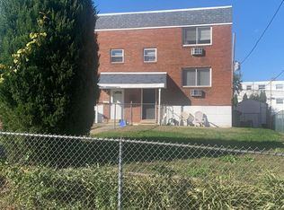 3303 Fitler St, Philadelphia, PA 19114
