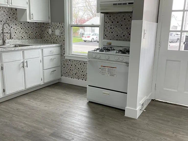 139 Ridgewood Cir — Photo 3