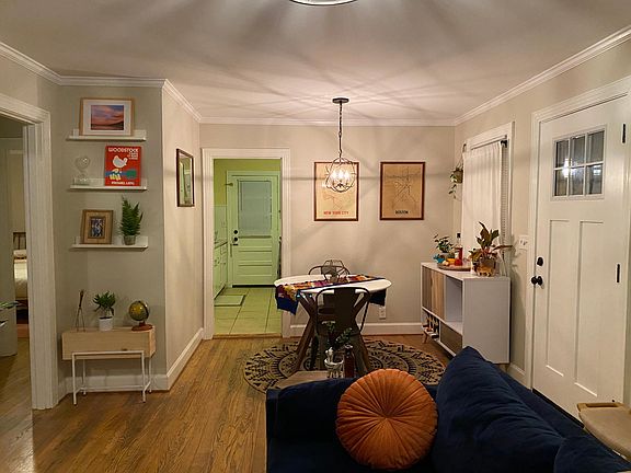 Light, bright dining area.