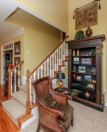 5th image of 1360 Waterston Dr