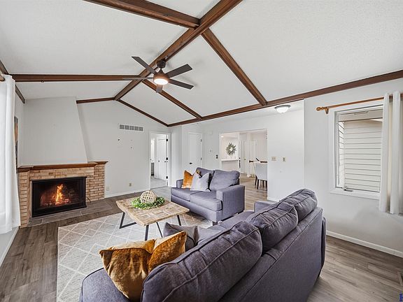 5th image of 1811 Normandy Ln