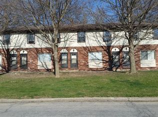 1402 Woodland Dr, Mount Zion, IL 62549