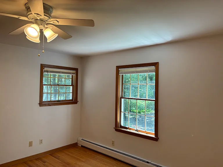 58 Rowley Rd — Photo 19
