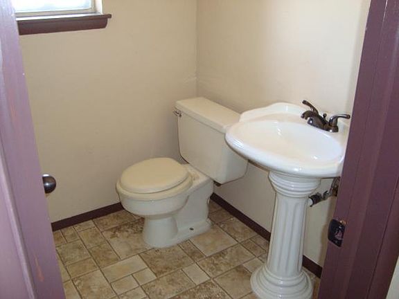4th image of 9716 Georgia Ave