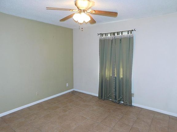 4th image of 602 W Patten St