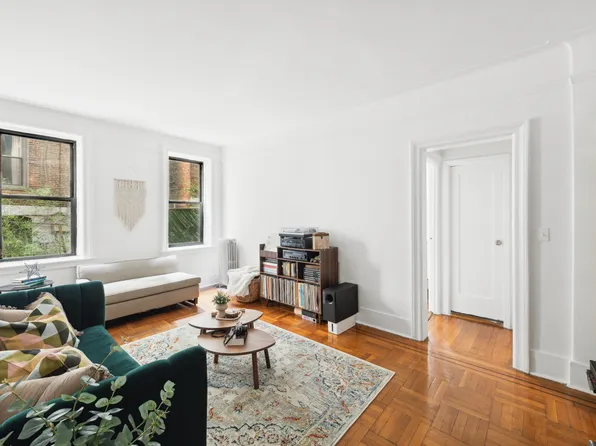 333 4th Street 1G image 2 of 8