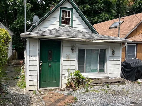 10 Morgan, Port Washington, NY 11050