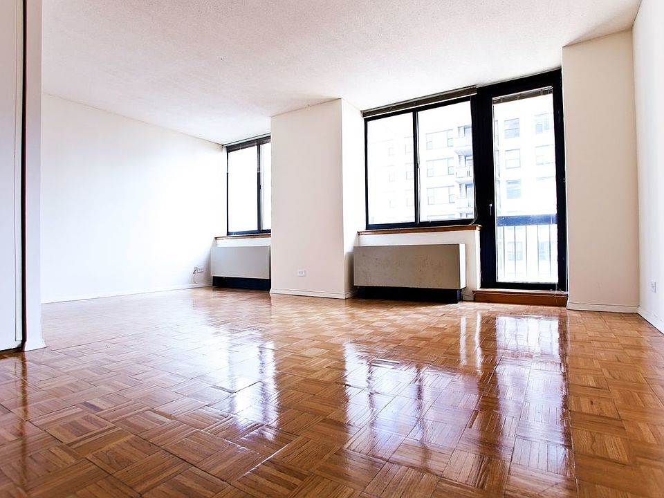 1st image of 250 E 40th St APT 29D