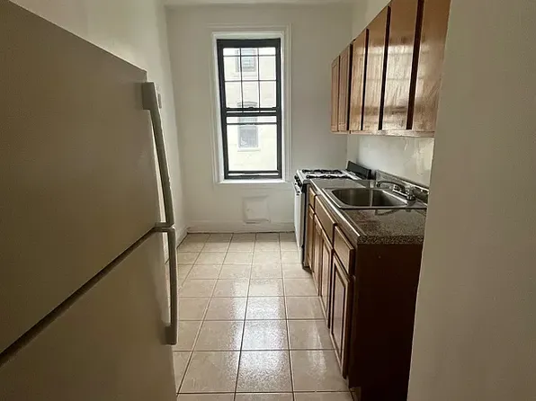 1800 Ocean Parkway E11 image 1 of 1