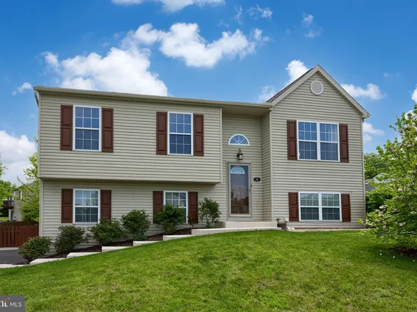 99 E Brookfield Dr #L-0044, Lebanon, PA 17046