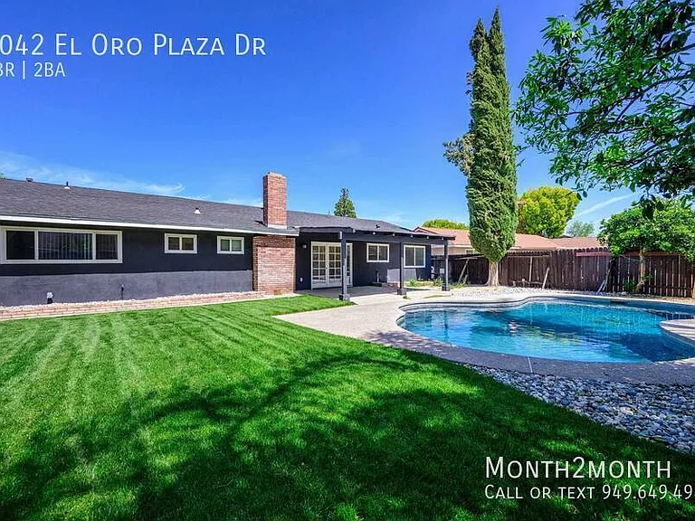 9042 El Oro Plaza Dr — Photo 37